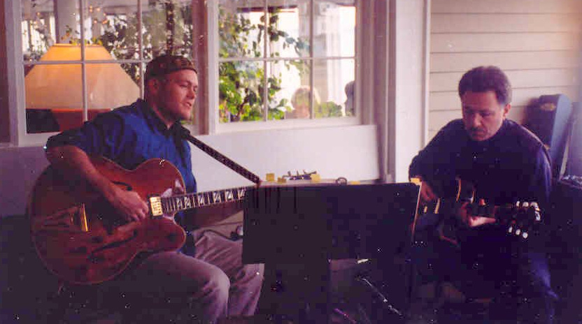 Evan Goodrow and Paul Shumsky play a jazz brunch (see the Listen page to hear what this picture sounded like). Evan is playing my old Super 400.