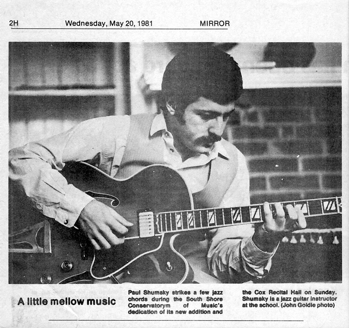 Playing some solo guitar on my good ole Gibson Super 400 which I had bought from Duke Robillard and eventually sold to my student Evan Goodrow. How 'bout those sideburns?!